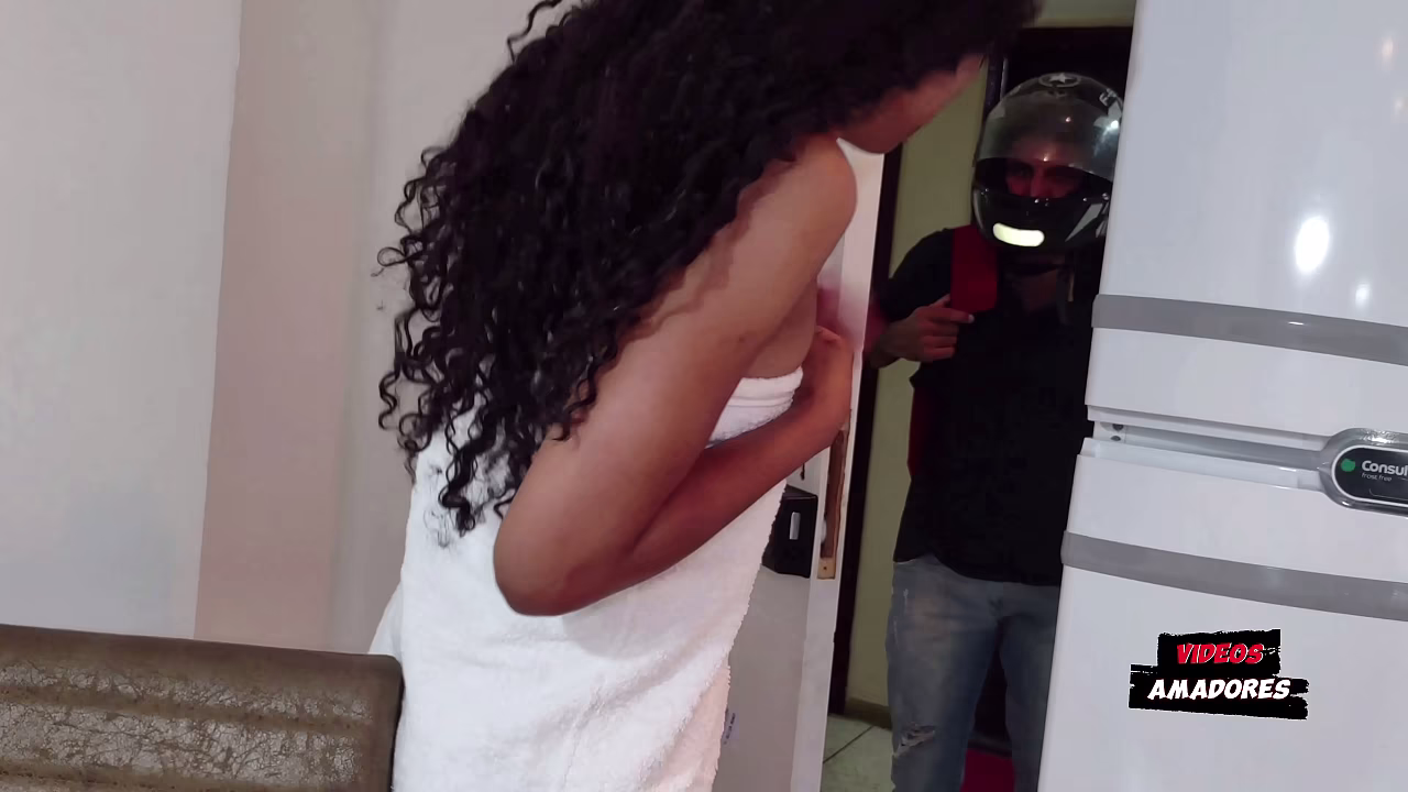 Hotwife Shares Favors With Delivery Man