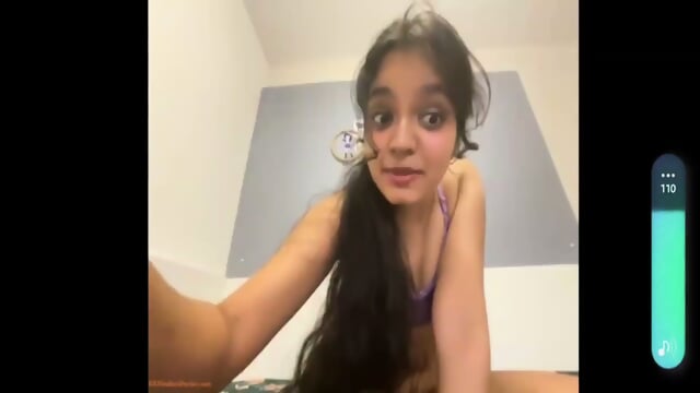 Desi Amateur Webcam Masturbation & Chat